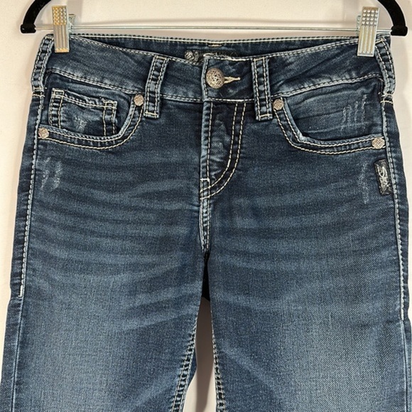 Silver Jeans Co. Suki Mid Capri Cropped Denim - Picture 2 of 14